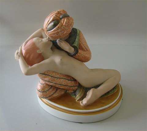 Royal Copenhagen figurine 1664 RC "Fairy-Tale III" GH 8" / 20 cm Gerhard Henning 1914