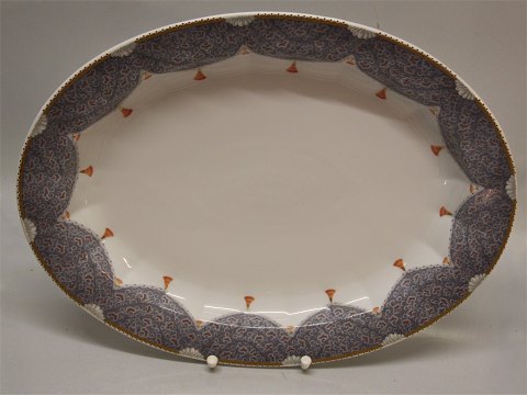 Kongelig Dansk Porcelæn Fairy Tale (Eventyr) 377 Ovalt stagefad 32 x 41 cm (8540) Grå