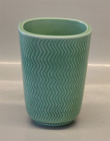 Aluminia Copenhagen Faience 2645 Marselis Mint Green 16 x 12 cm Nils Thorsson