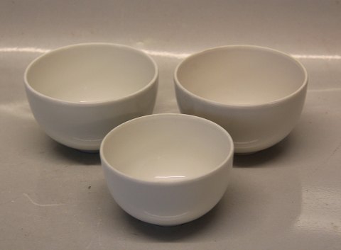 Hvidpot Kongelig Dansk porcelæn  Design Grethe Meyer 6281 Rund skål 5.5 x 9 cm6282 Rund skål ca 6 x 10 cm