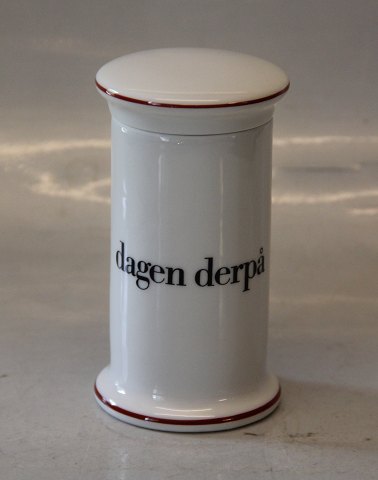 B&G - 497 Dagen derpå  11.5 cm Rød Linje  Bing & Grøndahl