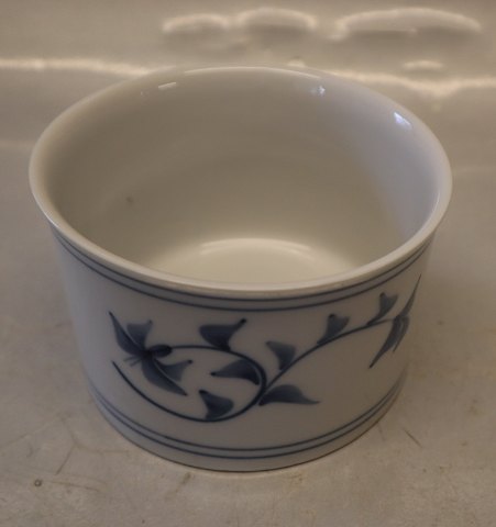 112-15126 Rund sovseskål 7.5 x 12 cm med underskål
 Kongelig Dansk Noblesse
