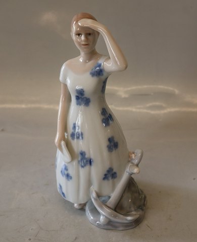 0296 Kgl. Håb - pige med anker 19.5 cm (1249296)  Kongelig Dansk Porcelæn
