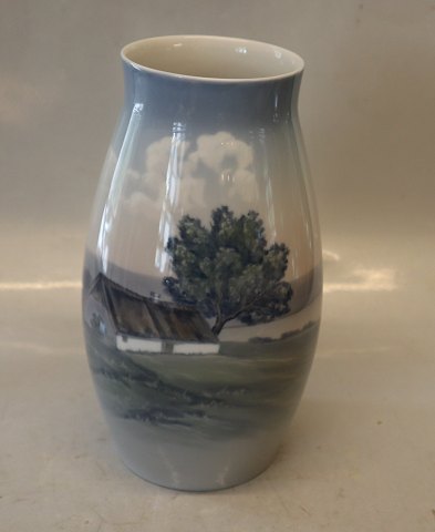 B&G 8790-247 Vase Landskab med bondegård 22 cm Bing & Grøndahl