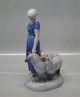 B&G figurB&G 2010 Hyrdinde med får 26 cm