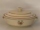 9575-947 Lidded vegetable bowl 22 cm Golden Clover # 947 (Cream) Royal Copenhagen (Old Liselund)