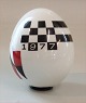 Annual Egss Royal Copenhagen Artist Decorated 1977 Annual Egg  Ole Schwalbe 10 cm